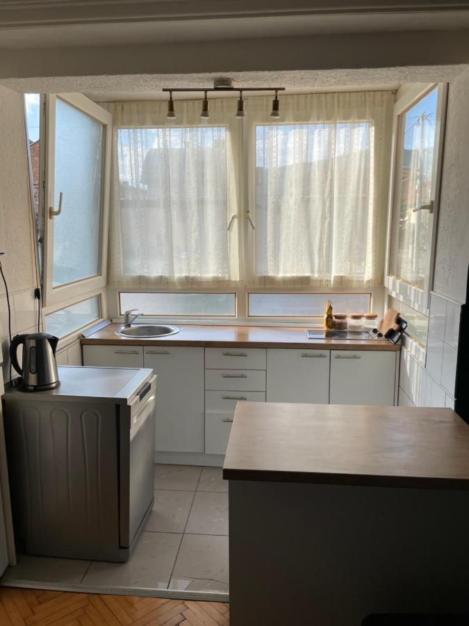 Green Studio Apartment Сараево Екстериор снимка